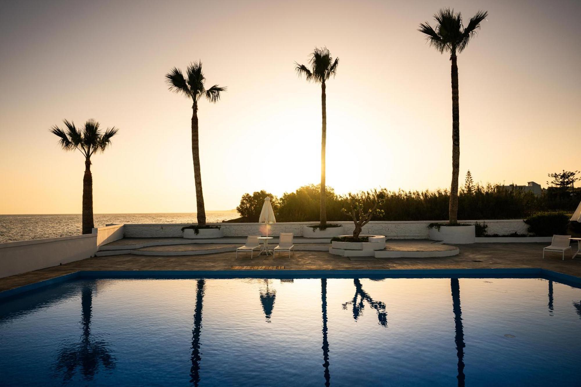 Thalasses Adelianos Kampos Buitenkant foto